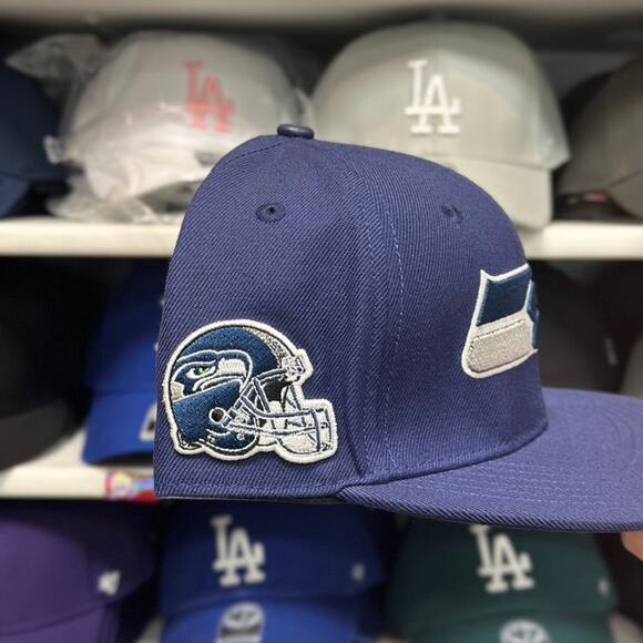 Seattle Seahawks Helmet Dark Blue Snapback Pro Standard - Picture 3 of 4